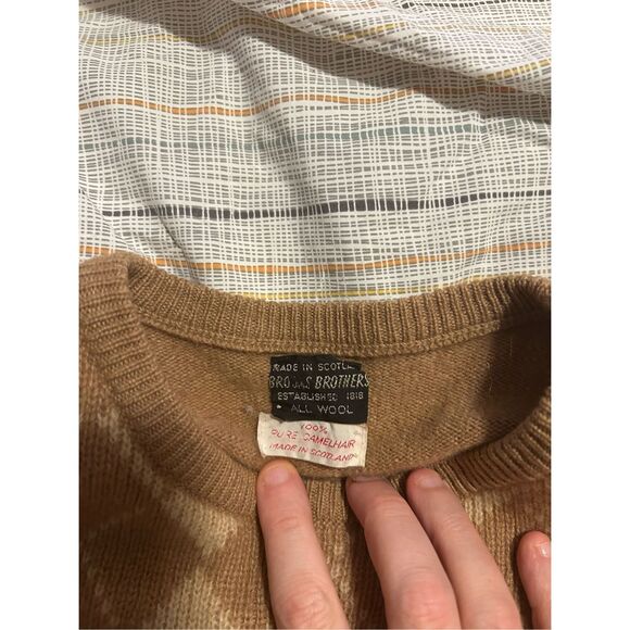 100% Camel Wool Brooks Brothers Vintage Scotland Sweater EUC $39 L see measureme - Picture 2 of 5